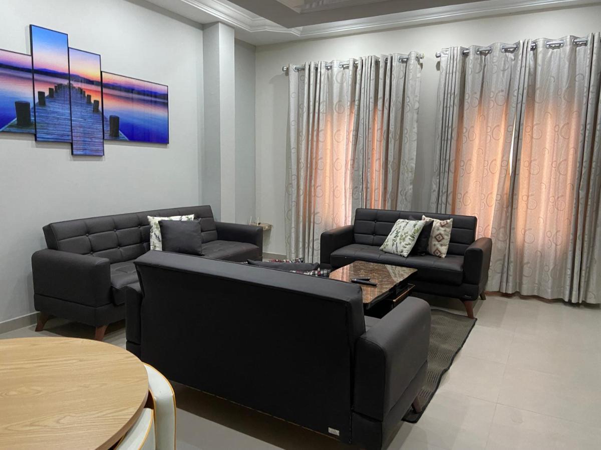 Queens View Apartment Accra Extérieur photo