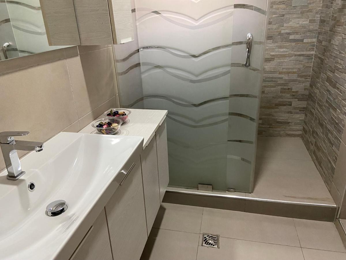 Queens View Apartment Accra Extérieur photo