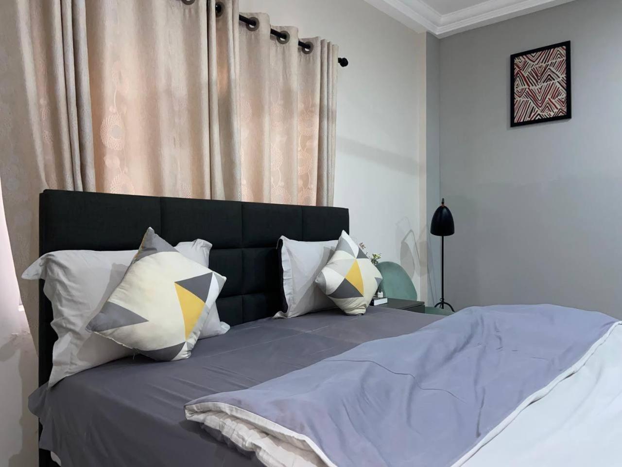Queens View Apartment Accra Extérieur photo