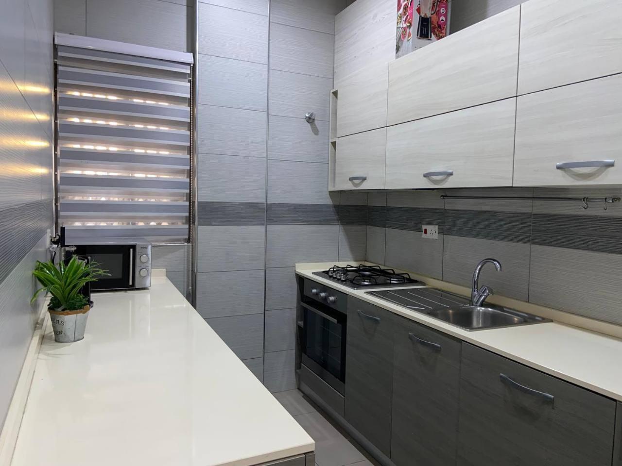 Queens View Apartment Accra Extérieur photo