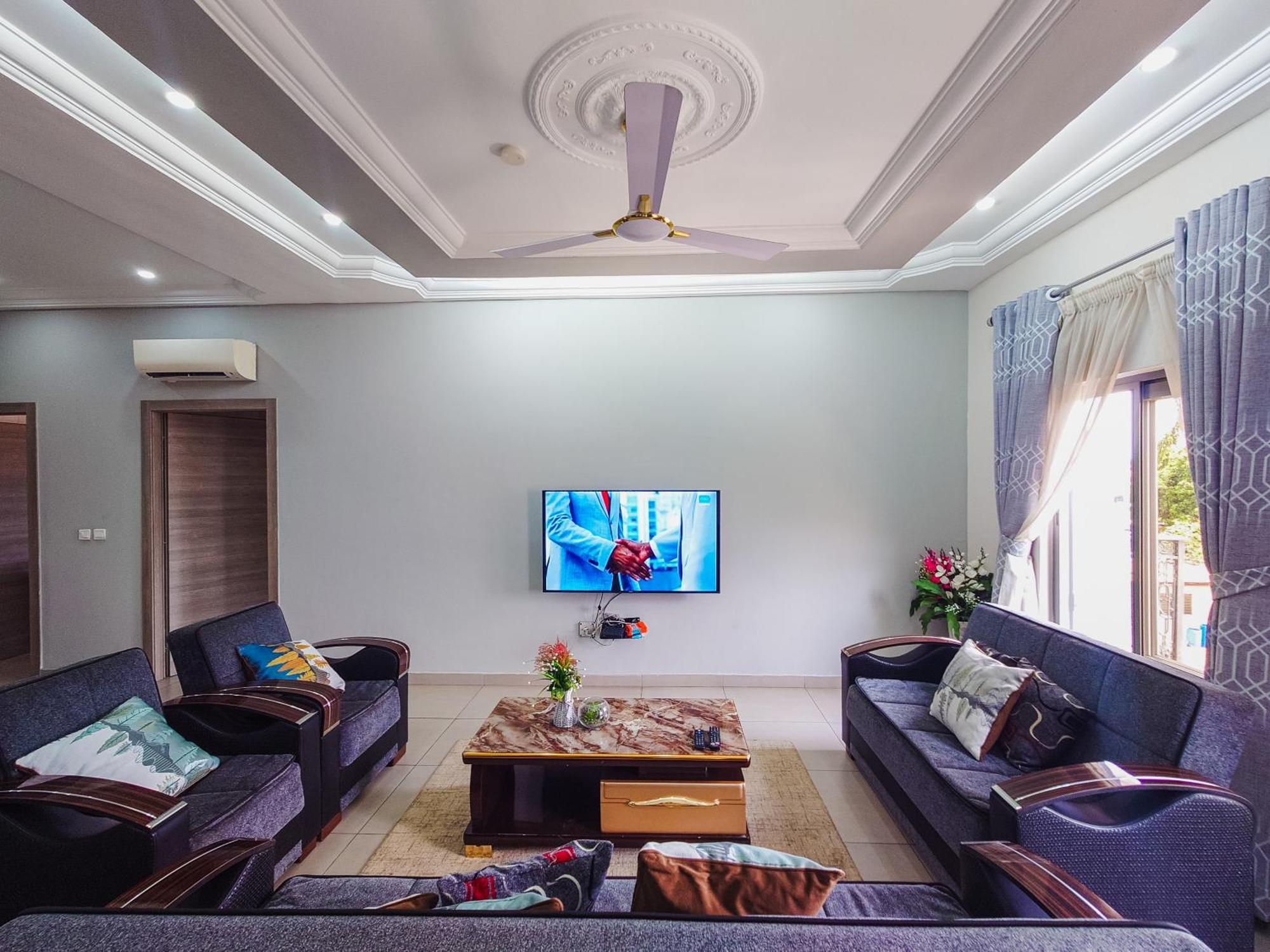 Queens View Apartment Accra Extérieur photo